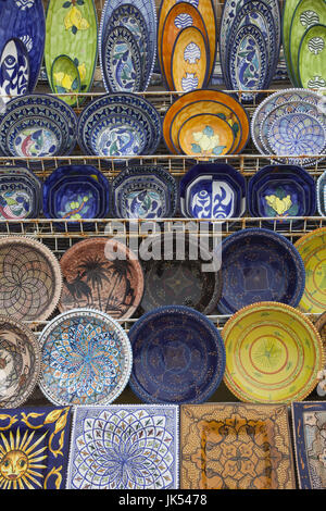 La Tunisie, la Côte Centrale de Tunisie, Port El Kantaoui, la poterie tunisienne Banque D'Images