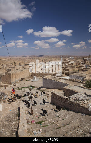 La Tunisie, Ksour, Toujane, village berbère, le long de la route C 104 Banque D'Images