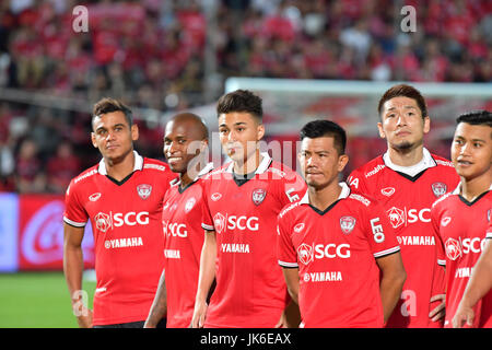 Nontaburi, Thaïlande. 22 juillet, 2017. bangkok international football invitation 2017 entre scg muangthong united et consadole sapporo au scg Stadium le 22 juillet 2017 en Thaïlande, nontaburi. crédit : chatchai/somwat alamy live news Banque D'Images