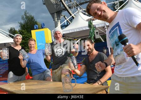 Rust, Allemagne, 22 juillet, 2017, Das Erste ARD TV Show "immer wieder Sonntags" voXXclub mediensegel avec Crédit :/Alamy Live News Banque D'Images