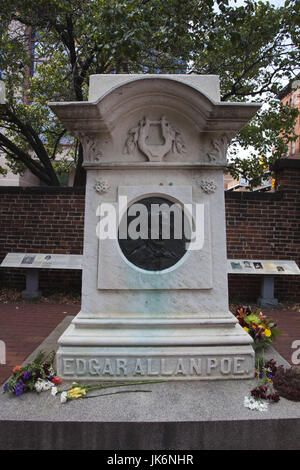 USA, Maryland, Baltimore, tombe d'Edgar Allan Poe, écrivain américain Banque D'Images