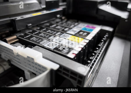 Un réservoir d'encre Canon imprimante photo diapositive. Banque D'Images