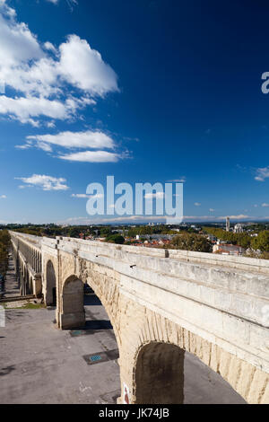 France, Languedoc-Roussillon, Hérault, Montpellier, Département de l'Aqueduc St-Clement Banque D'Images