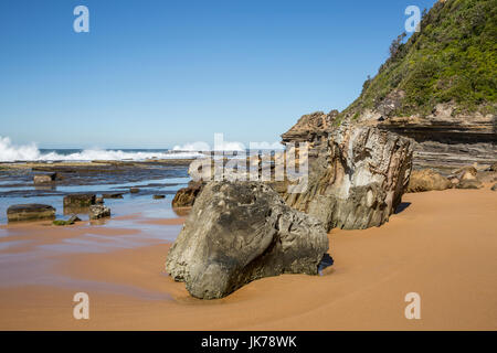 Turimetta beach sur une journée, l'un des hivers les plages du nord de Sydney, Nouvelle-Galles du Sud, Australie Banque D'Images