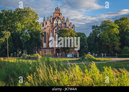 Église de l'Immaculée Conception de la Bienheureuse Vierge Marie dans la petite village Kamionna, Voïvodie de Mazovie en Pologne Banque D'Images