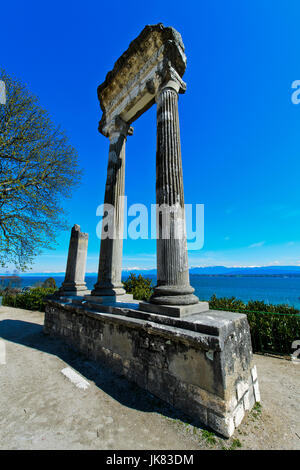 La colonne corinthienne romaine de Noviodunum, Nyon, Vaud, Suisse Banque D'Images