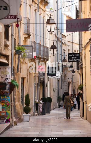 France, Languedoc-Roussillon, Hérault, Montpellier, Ministère rue de l'Ancien Courrier, designer boutique street Banque D'Images