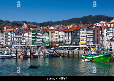 Espagne, Pays basque Région, province de Vizcaya, Lekeitio, le port Banque D'Images