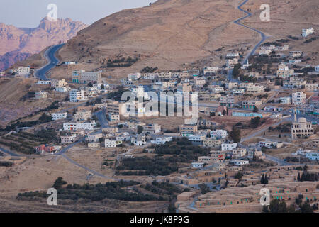 La Jordanie, Petra-Wadi Tayyibeh, Musa, aperçu ville Banque D'Images