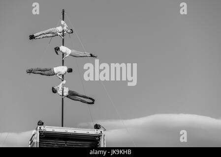 L'acrobatie dans un spectacle de cirque à Montréal Canada Banque D'Images