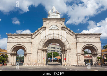 Cuba, La Havane, Vedado, Nécropole Cristobal Colon cemetery Banque D'Images