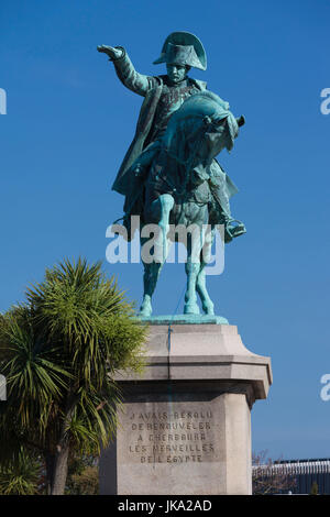 France, Normandie, Manche, Cherbourg-Octeville, Place Napoléon, statue de Napoléon Bonaparte Banque D'Images