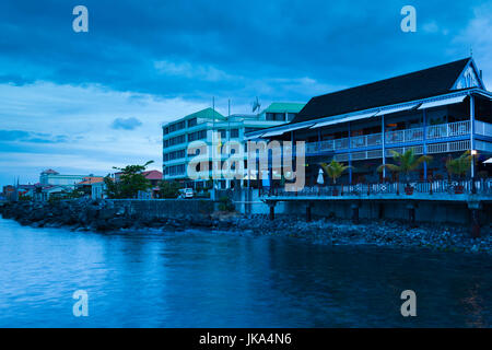 La DOMINIQUE, Roseau, Fort Young Hotel, Dawn Banque D'Images