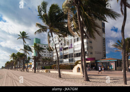 USA, Floride, Hollywood, augmentation de la vue sur la promenade de Hollywood Banque D'Images