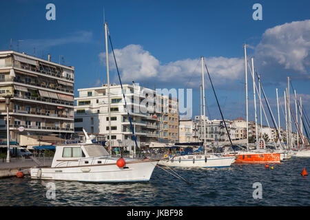 En Grèce, région de Thessalie, péninsule de Pelion, Volos, waterfront marina Banque D'Images