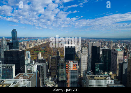 USA, New York, New York City, de l'Upper West Side de Manhattan et Central Park à partir de 30 plate-forme viewning Rock, automne Banque D'Images