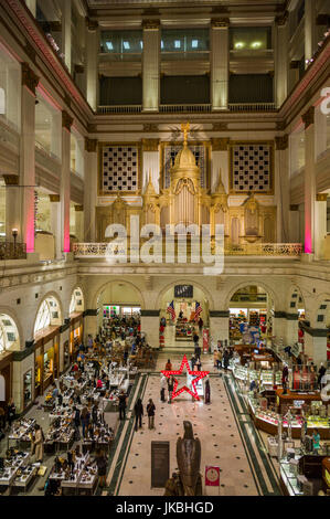 USA, Pennsylvania, Philadelphia, l'intérieur du grand magasin Macy's, anciennement Wanamakers Banque D'Images