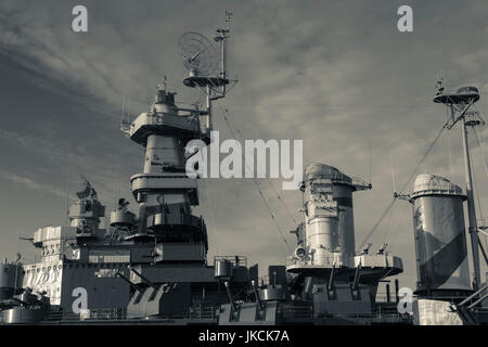 USA, North Carolina, Wilmington, cuirassé USS North Carolina, BB-55, la fin de l'après-midi Banque D'Images