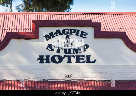 L'Australie, l'Australie du Sud, Clare Valley, Mintaro, Magpie et Hôtel Stump, sign Banque D'Images