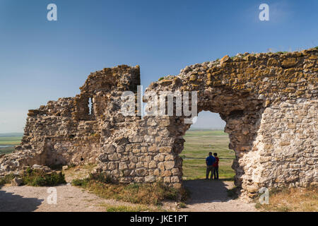 La Roumanie, le Delta du Danube, Sarichioi, ruines de l'Heracleea Cetatea de la forteresse Enisala, 15e siècle Banque D'Images