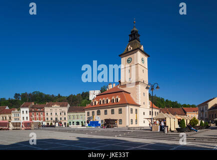 La Roumanie, la Transylvanie, Brasov, Piata Sfatului Square, l'ancienne Mairie, aujourd'hui Musée Historique de Brasov Banque D'Images