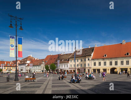 La Roumanie, la Transylvanie, Sibiu, Piata Mare Square Banque D'Images