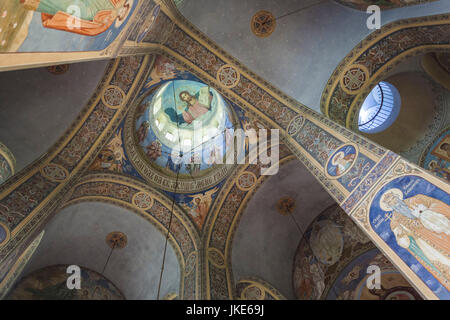 La Bulgarie, montagnes centrales, Shipka, Shipka Monastère, Nativité Memorial Church, construit en 1902 pour commémorer les soldats russes qui sont morts dans la bataille de la passe de Shipka en 1877, de l'intérieur Banque D'Images