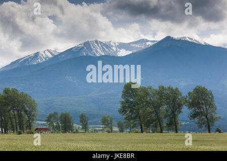 La Bulgarie, le Sud de montagnes, Bansko, station de ski, paysage avec des montagnes de Pirin Banque D'Images