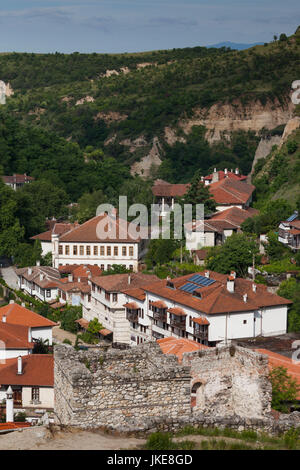 La Bulgarie, le Sud de montagnes, de Melnik, ville de l'époque ottomane, elevated view, matin Banque D'Images