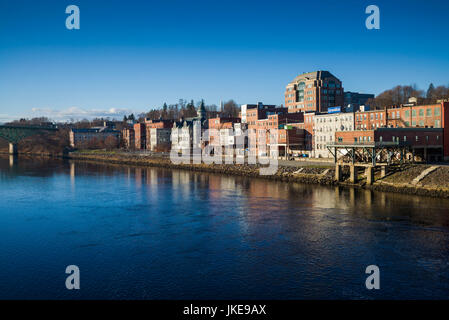 USA (Maine), Augusta, la ville le long de la rivière Kennebec, Dawn Banque D'Images