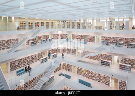 Allemagne, Bade-Wurtemberg, Stuttgart, Mailaender Platz, nouvelle bibliothèque de la ville de Stuttgart, de l'intérieur Banque D'Images