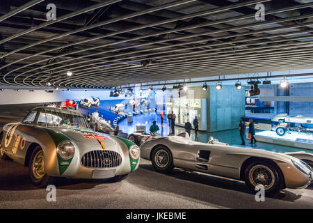 Allemagne, Bade-Wurtemberg, Stuttgart - Untertuerkheim, Musée Mercedes-Benz Mercedes, voitures de course Banque D'Images