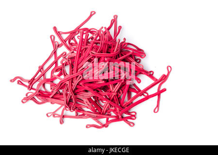 Paquet de bandes en caoutchouc rouge isolated on white Banque D'Images