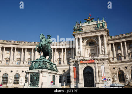 Statue équestre du prince Eugène de Savoie (Prinz Eugen von Savoyen) en face de la Hofburg. Vienne, Autriche Banque D'Images