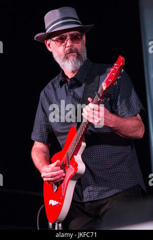 Baveno Italie. Le 21 juillet 2017. L'American American band DELTA MOON effectue sur scène à la Villa Fedora Park pendant les 'Ameno Blues Festival' Credit : Rodolfo Sassano/Alamy Live News Banque D'Images