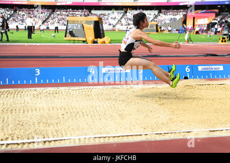 Londres, Royaume-Uni. 23 juillet, 2017. Garou Tanrikulu (TUR) qui s'étend à la terre pendant le saut en longueur Hommes T11 au monde 2017 Para athlétisme championnats dans le stade de Londres, Queen Elizabeth Olympic Park. Crédit : Michael Preston/Alamy Live News Banque D'Images