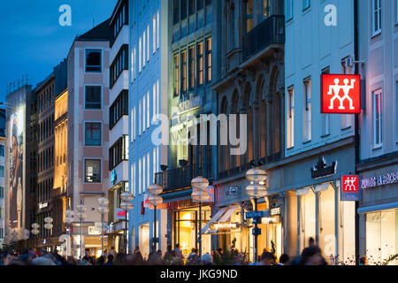 Germany, Bavaria, Munich, Shopping district, Theatiner Strasse, dusk Banque D'Images