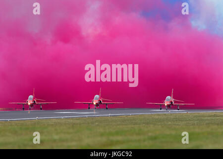 L'équipe de voltige aérienne de la Royal Air Force des flèches rouges au Royal International Air Tattoo RIAT Air Show Juillet 2017 Banque D'Images