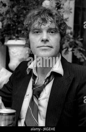 KIM LARSEN musicien et chanteur de rock danois dans la bande de l'essence à un disque d'or à Stockholm 1981 Banque D'Images