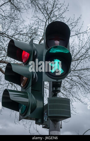 À Berlin Ampelmann vert des feux de circulation, l'Allemagne de l'Est Banque D'Images