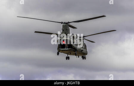 RIAT Fairford Gloucestershire UK...Boeing Chinook HC4 à partir de la no 18 Squadron RAF Coningsby Jour 1 au Royal International Air Tattoo de Fairford. Banque D'Images