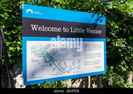 Bienvenue à Little Venice canal signer aux côtés de la Regent's Canal à Maida Vale, City of Westminster, London, Angleterre, Royaume-Uni Banque D'Images