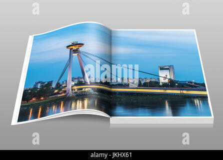 Le pont du Soulèvement national slovaque, la plupart des SNP, est un pont sur le Danube, Bratislava, Slovaquie, Europe Banque D'Images