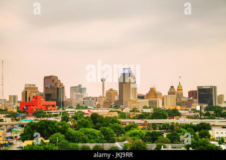 San Antonio, TX cityscape le soir Banque D'Images