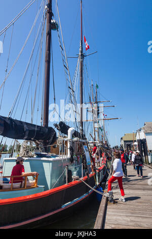 Bateaux en bois ouvert aux visites le jour de la fête du Canada 2017 Banque D'Images