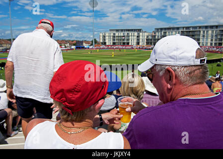 Le Cricket à Bristol, Gloucestershire, Angleterre, Royaume-Uni, le 9 juillet 2017, l'Angleterre v Australie Femmes femmes Banque D'Images