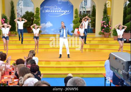 Rust, Allemagne, 23 juillet 2017, Das Erste ARD TV Show "immer wieder Sonntags" avec Norman Langen Crédit : mediensegel/Alamy Live News Banque D'Images