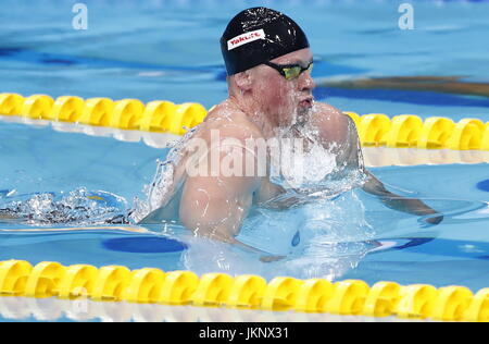 Budapest. 23 juillet, 2017. Adam tourbé de la Grande-Bretagne au cours de la concurrence le 100 m brasse de la demi-finale à la 17e Championnats du Monde de Natation FINA à Budapest, Hongrie le 23 juillet, 2017. Adam tourbé avancé pour la finale et a établi un nouveau record des championnats à 57,75 secondes. Credit : Ding Xu/Xinhua/Alamy Live News Banque D'Images