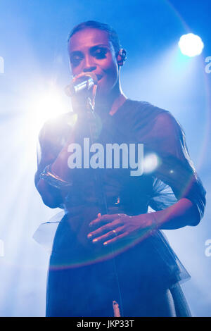 Milan, Italie. 24 juillet, 2017. Le groupe électronique anglais MORCHEEBA effectue sur scène à Circolo Magnolia Crédit : Rodolfo Sassano/Alamy Live News Banque D'Images