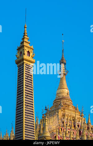 Belle pagode bouddhiste, Thanboddhay Phaya à Monywa, Myanmar, en Asie du sud-est Banque D'Images